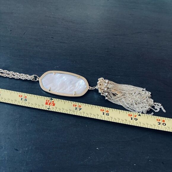 Kendra Scott Opalescent White Gold Pendant Necklace - Picture 3 of 3